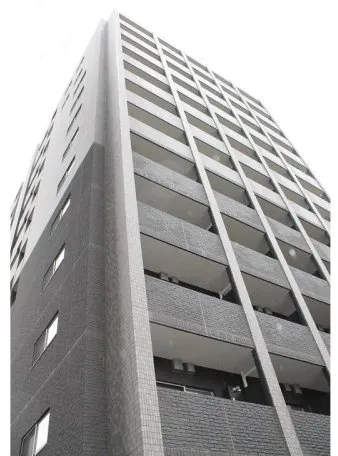 ZOOM Shiinamachi Station - Exterior - ["Composite material", "Brutalist architecture", "Headquarters"]