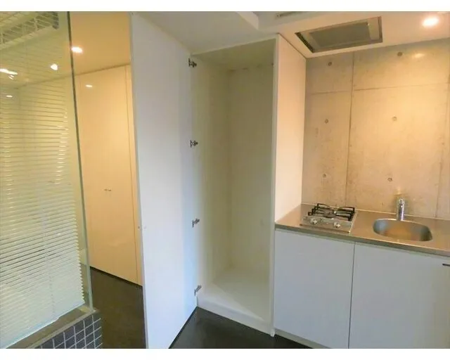 Ipse Gakugei Daigaku - Interior - ["Floor", "Flooring", "Apartment"]