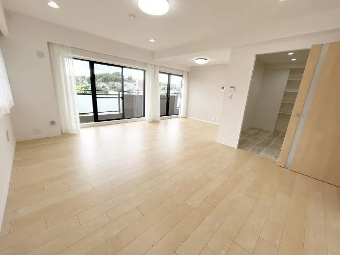 Cosmo Shin-Yurigaoka Room 204