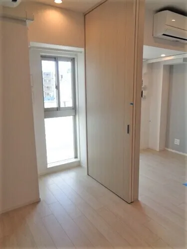Brun Pilier Nihonbashi - Interior - ["Flooring", "Floor", "Wood"]