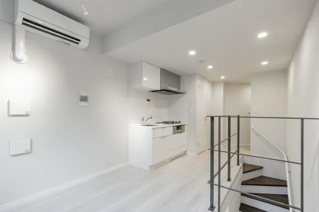 U Residence Meguro Higashiyama - Interior - ["Flooring", "Floor", "Apartment"]