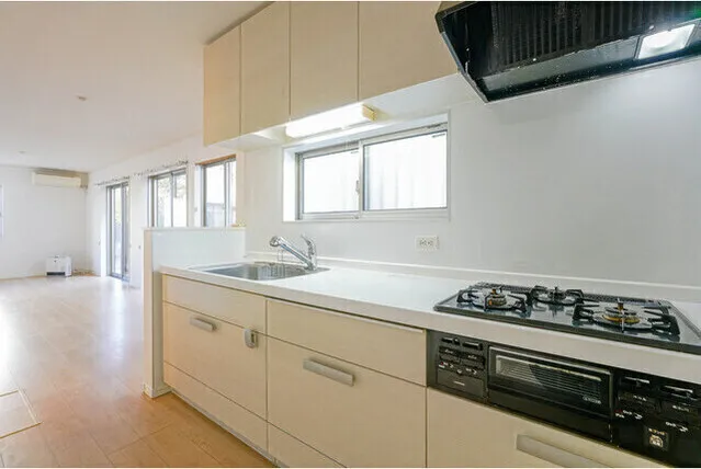 4-20-24 Shimotakaido, Suginami-Ku, Tokyo - Interior - ["Kitchen", "Major appliance", "Countertop"]
