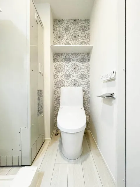 CASA GRAZIE Nishi-Ojima - Interior - ["Toilet seat", "Toilet", "Bathroom"]