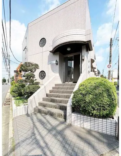 Seeds Residence Eifukucho Palace - Exterior - ["Stairs", "Houseplant"]