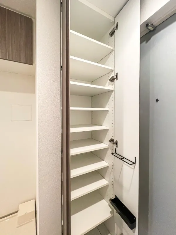 RESIDIA Ogikubo III - Interior - ["Wood", "Interior design", "Flooring"]