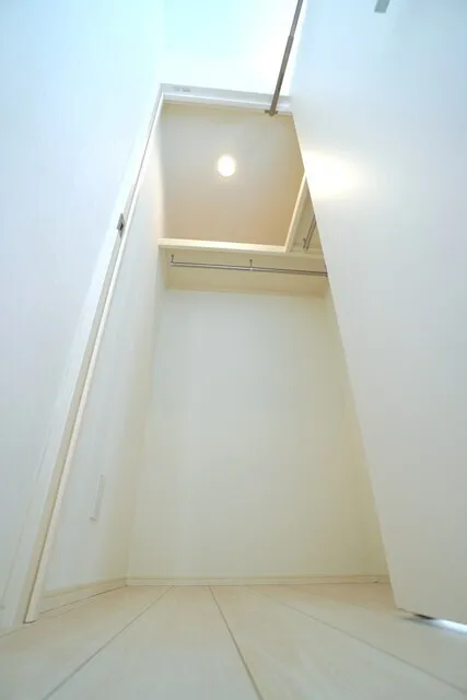AGRATIO TERRACE Ebisu - Interior - ["Wood", "Flooring", "Floor"]