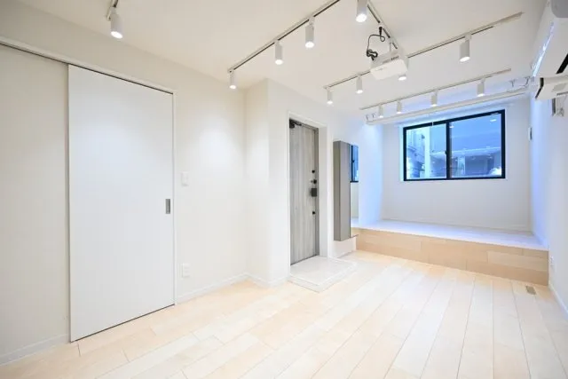 Grand Maison Meguro - Interior - ["Flooring", "Wood", "Floor"]