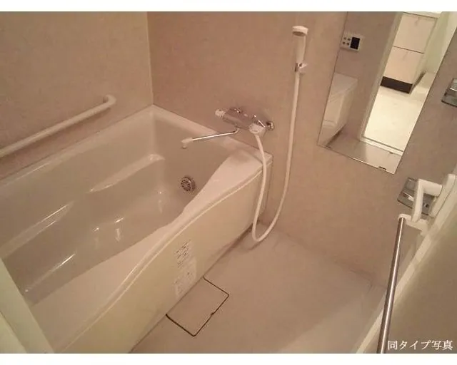 Comforia Ginza East - Interior - ["Bathtub", "Plumbing fixture", "Bathroom"]