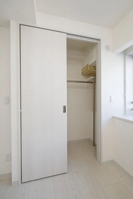 MA Tsukishima - Interior - ["Wood", "Flooring", "Floor"]