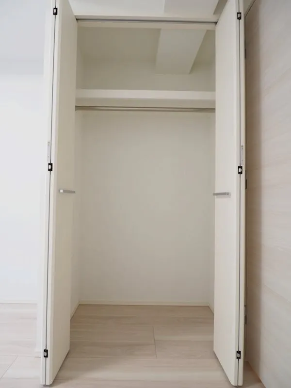 Kaje Bunkyo Sengoku - Interior - ["Fixture", "Wood", "Automotive exterior"]
