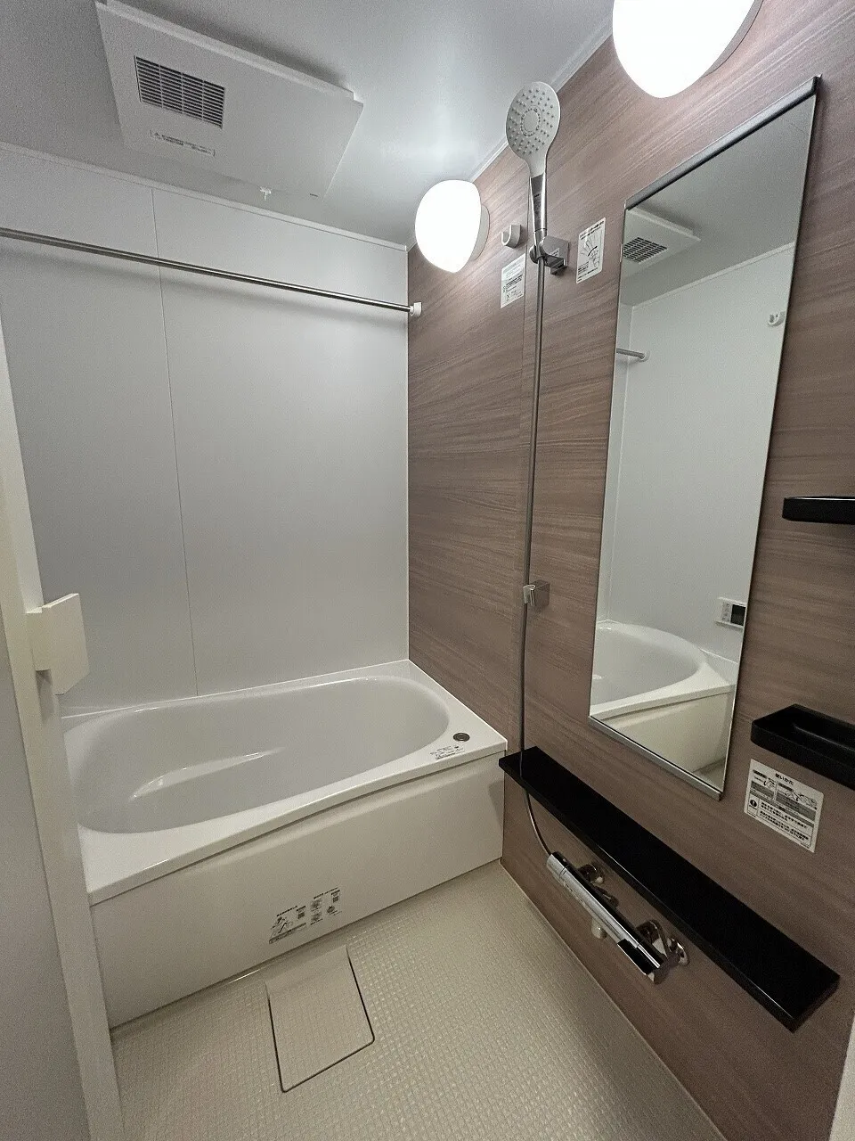 Blanchiesta Kiba - Interior - ["Flooring", "Floor", "Plumbing fixture"]