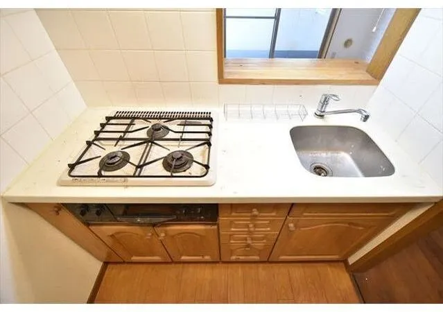 Plateau Jingumae - Interior - ["Kitchen", "Wood", "Major appliance"]