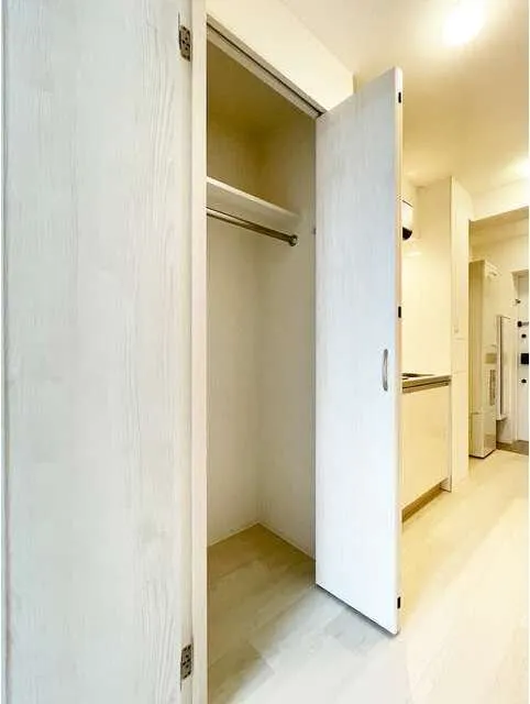 Tasuki Smart Nakano - Interior - ["Wood", "Flooring", "Floor"]