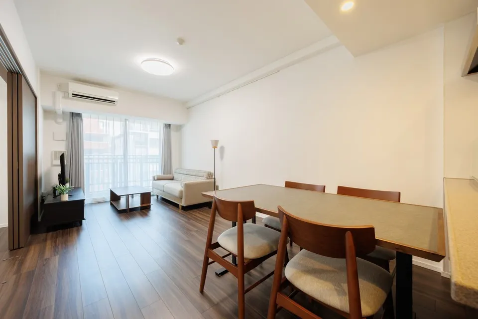 Hmlet Shinjuku Tower - Interior - ["Flooring", "Interior design", "Wood flooring"]