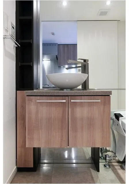 Comforia Monzennakacho - Interior - ["Bathroom Sink", "Bathroom cabinet", "Sink"]