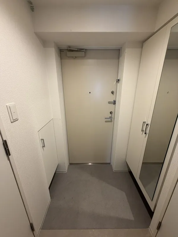 Serenite Fran Honmachi - Interior - ["Flooring", "Floor", "Tile Flooring"]