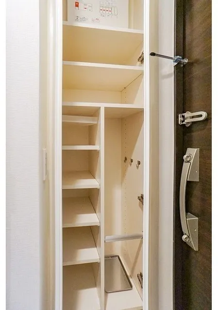Due Kameido - Interior - ["Design", "Closet", "Cupboard"]