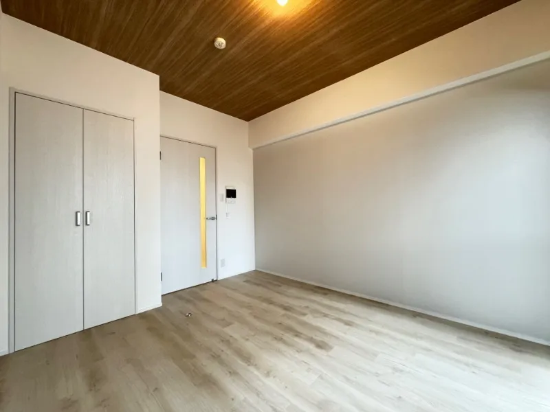 Residia Monzen Nakamachi - Interior - ["Floor", "Flooring", "Wood flooring"]