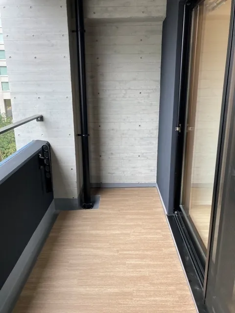 TKB Takao Inari - Interior - ["Fixture", "Wood", "Door"]