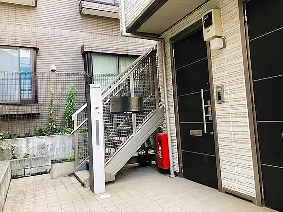 Idea Minami Aoyama - Exterior - ["Property", "Building", "Handrail"]