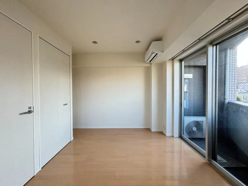 Movements Nishi-Waseda - Interior - ["Flooring", "Floor", "Wood"]