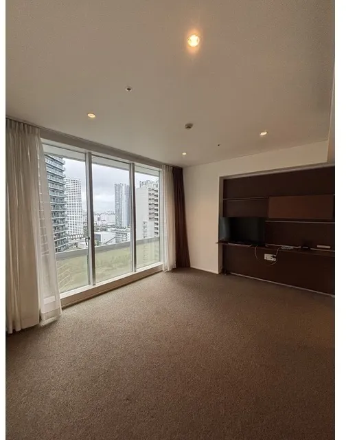 Frontier Residence The Tower Shinagawa - Interior - ["Flooring", "Floor", "Interior design"]