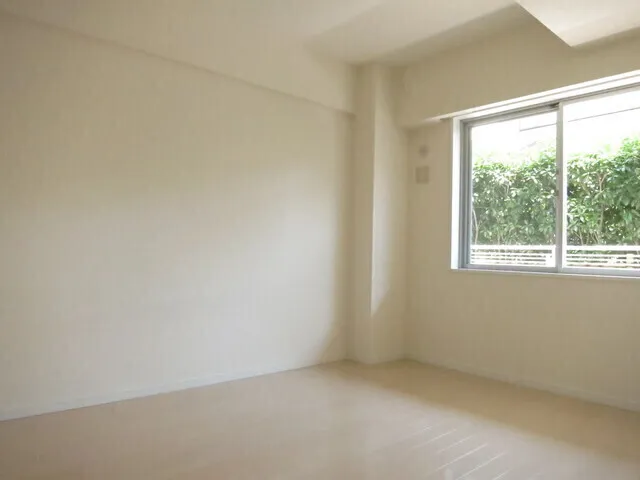 Belle Soleil - Interior - ["Window", "Fixture", "Rectangle"]