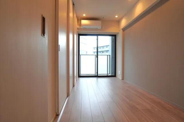 Ipse Himonya - Interior - ["Flooring", "Floor", "Wood flooring"]