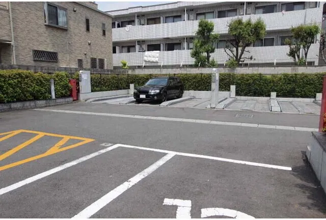 Comforia Shimokitazawa - Other - ["Plant", "Window", "Car"]