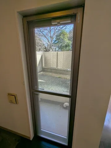Beljure Takanawa - Interior - ["Glass", "Grey", "Home Door"]