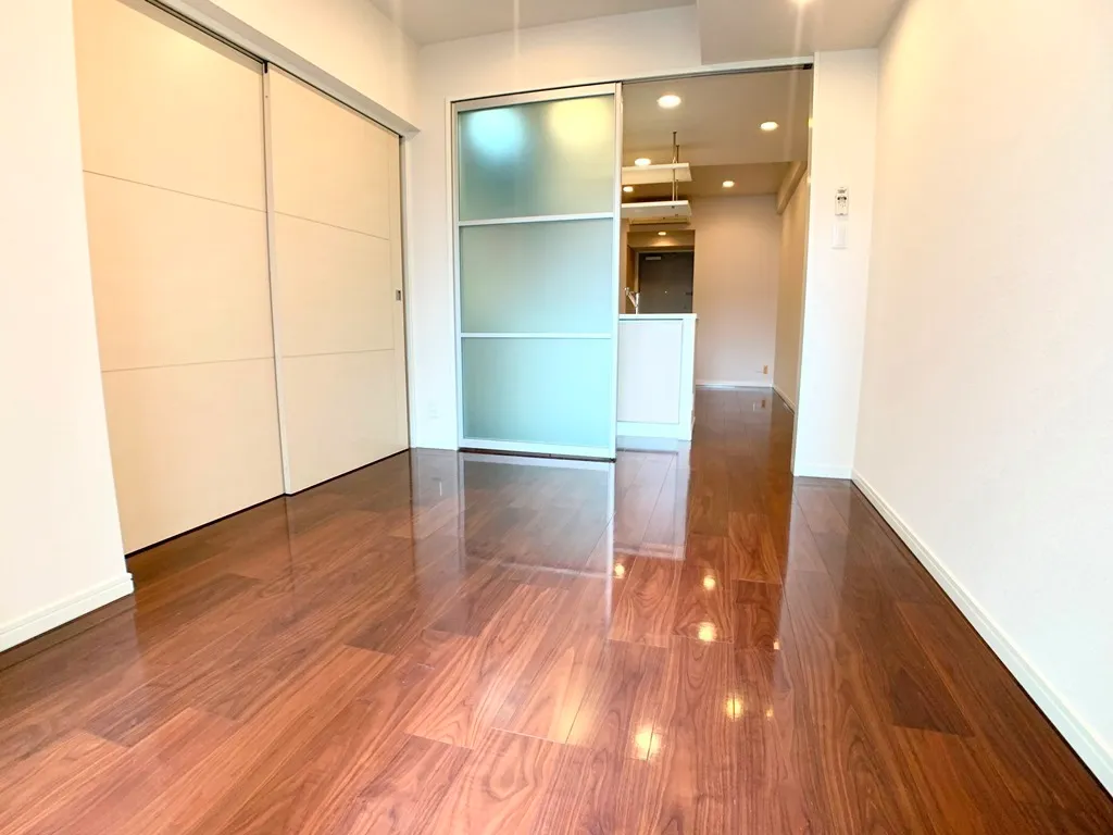 Belle Face Hongo Yumicho - Interior - ["Property", "Wood", "Hall"]