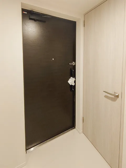 Royal Parks Shinagawa - Interior - ["Wood", "Flooring", "Door"]