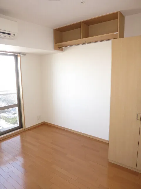 Prime Urban Nishi-Ojima - Interior - ["Flooring", "Wood flooring", "Floor"]