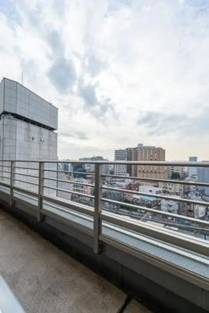 Park Axis Ebisu - Interior - ["Guard rail", "Iron", "Composite material"]