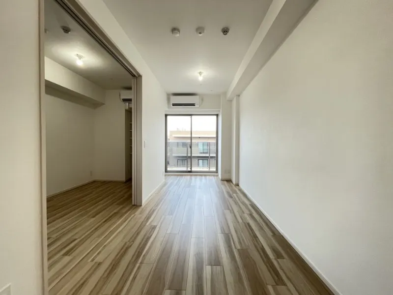 Crevia Rigze Kamata Nishi - Interior - ["Ceiling", "Flooring", "Floor"]