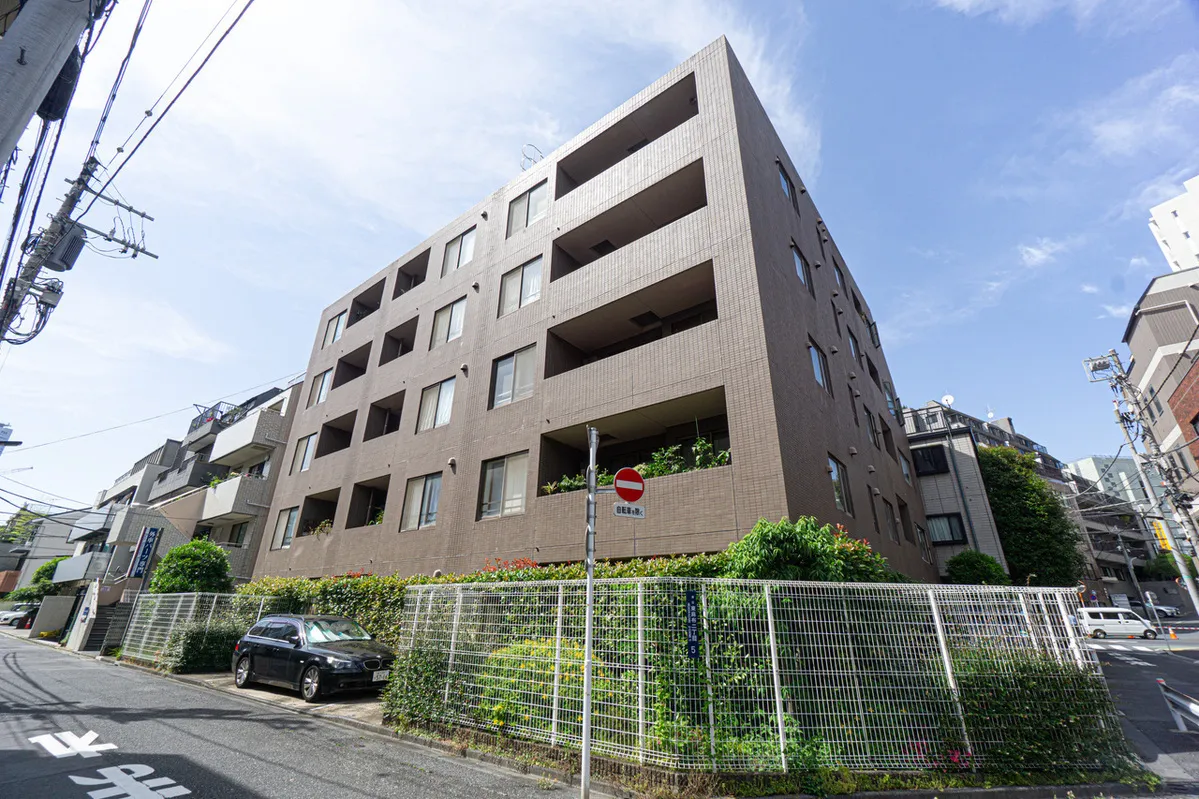 Lupinus Azabu City Form
