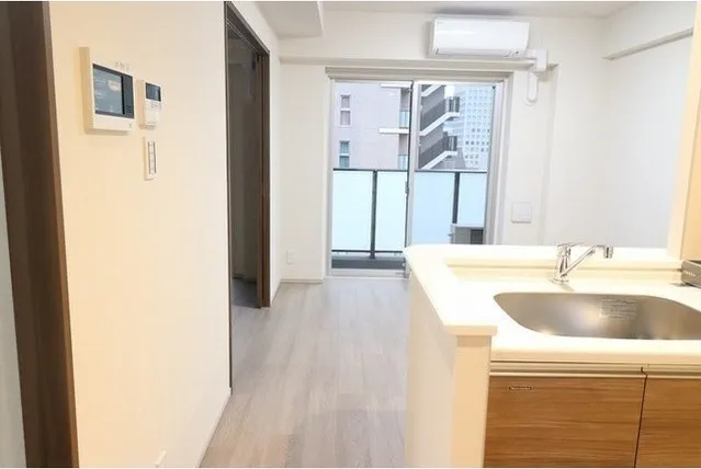 BPR Residence Monzen-Nakacho - Interior - ["Flooring", "Floor", "Wood flooring"]