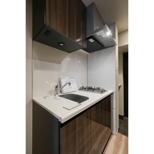 Lien Gotenyama - Interior - ["Tap", "Countertop", "Cabinetry"]