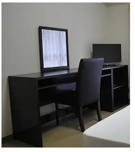 Sky Court Ginza Higashi Ichibankan - Interior - ["Furniture", "Wood", "Desk"]
