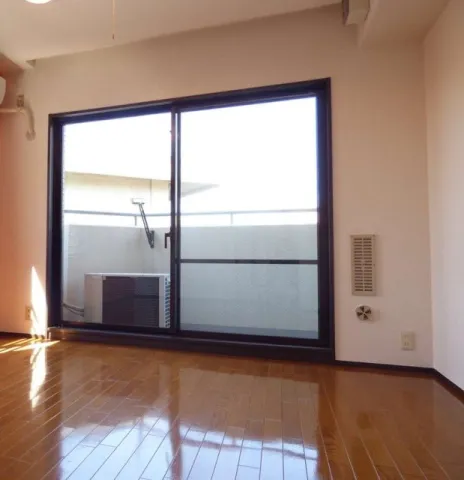 Cosmo Chihaya-Cho - Interior - ["Floor", "Flooring", "Ceiling"]