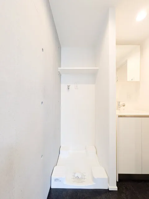CLK Higashijujo - Interior - ["Flooring", "Floor", "Composite material"]