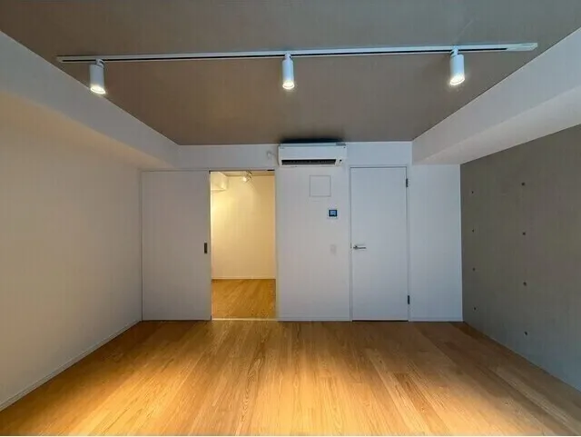 Project Kita-Shinjuku - Interior - ["Ceiling", "Light fixture", "Flooring"]