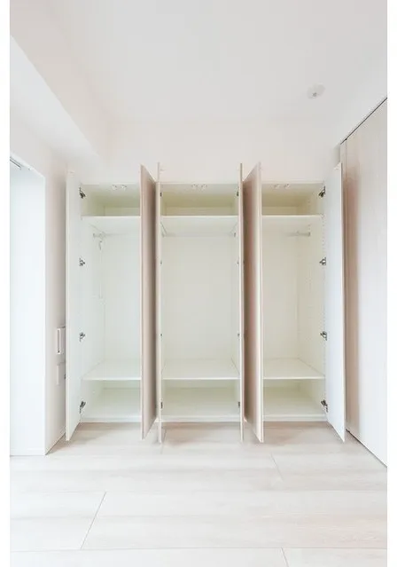 Season Flats Omorinishi - Interior - ["Wood", "Flooring", "Floor"]