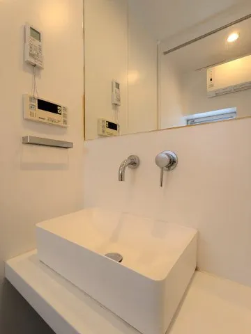 Faret Yoyogi Uehara - Interior - ["Bathroom Sink", "Bathroom", "Plumbing fixture"]
