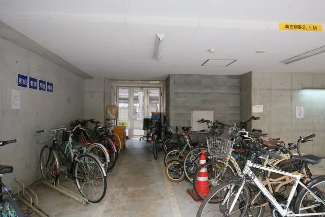 Maison De Ville Higashikanda - Exterior - ["Bicycle tire", "Bicycle", "Bicycle wheel"]