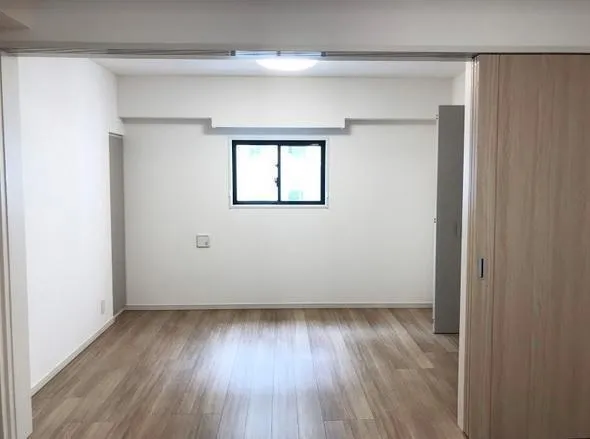 Log Ginza East - Interior - ["Flooring", "Wood", "Floor"]