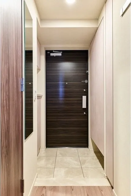 Lefon Progres Akabane Marks - Interior - ["Flooring", "Wood", "Floor"]