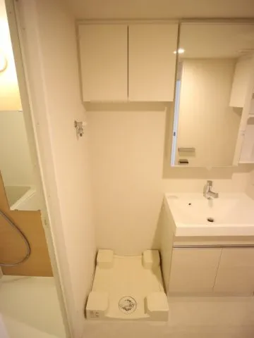 Proud Flat Monzennakacho V - Interior - Laundry machine storage *Reference photo