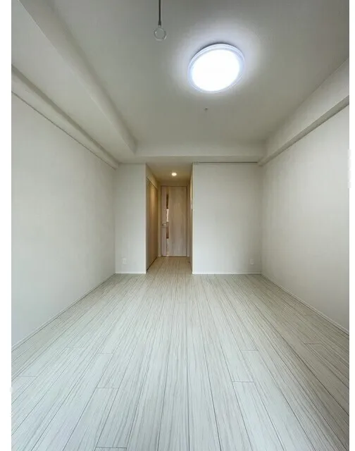 Comforia Liv Kayabacho - Interior - ["Flooring", "Floor", "Ceiling"]