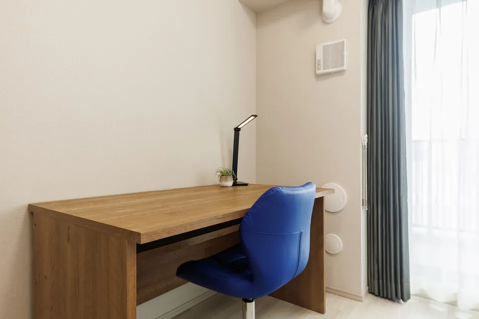 Hmlet Suitengumae - Interior - ["Furniture", "Interior design", "Wood"]